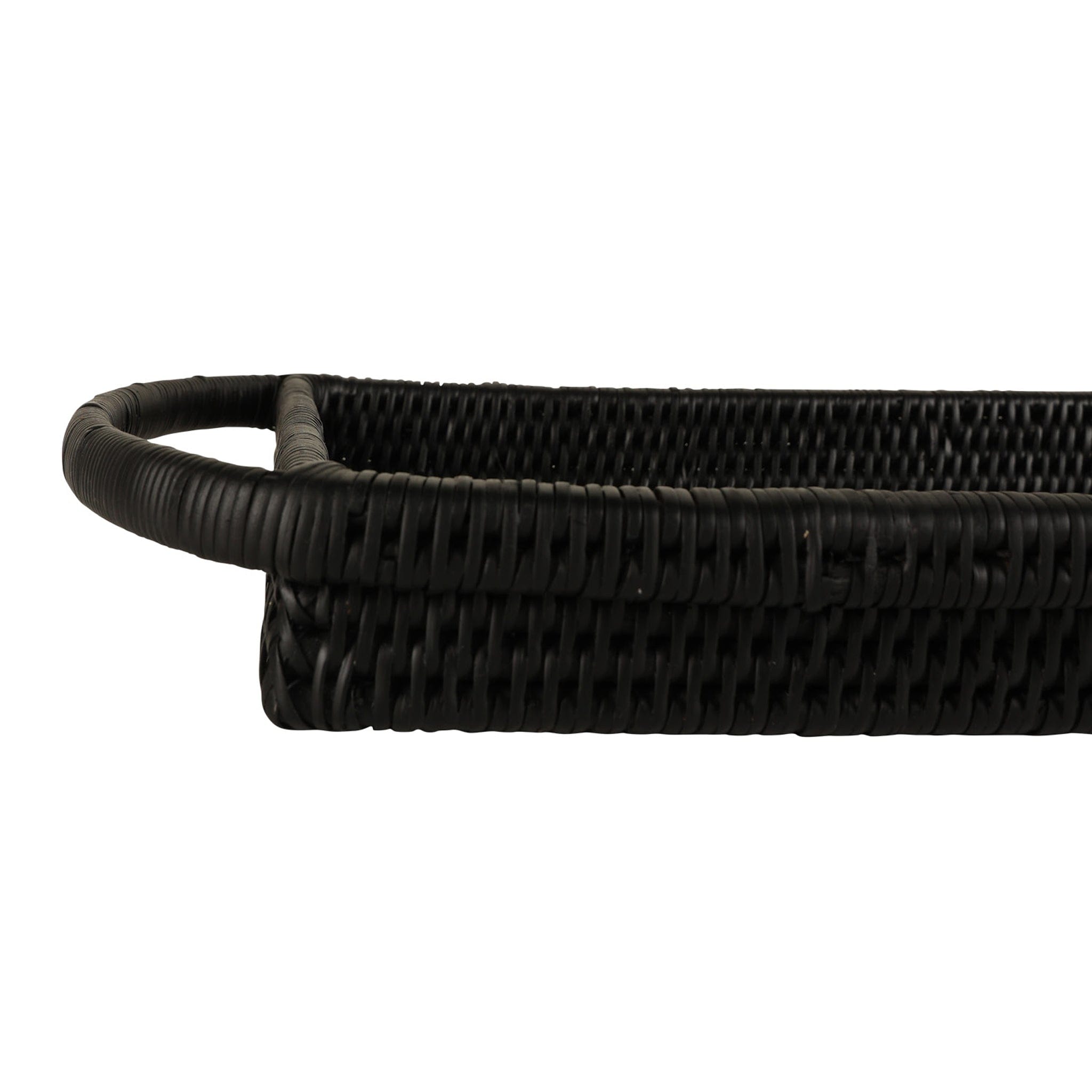 Entertain friends and family with your impressive attention to detail. Expertly handwoven rattan trays that are ideal for a gathering of guests or to serve up breakfast in bed.