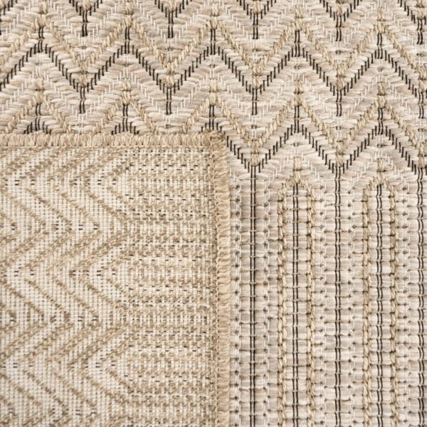 The rich texture, breezy design and earthy, sun-baked shade of the Beachcomber Rug will bring a warm, laid-back vibe to your home. A 100% polypropylene pile imbues the rug with durability, stain resistance and softness, making it ideal not only for any exterior area but high-traffic interior spaces too.