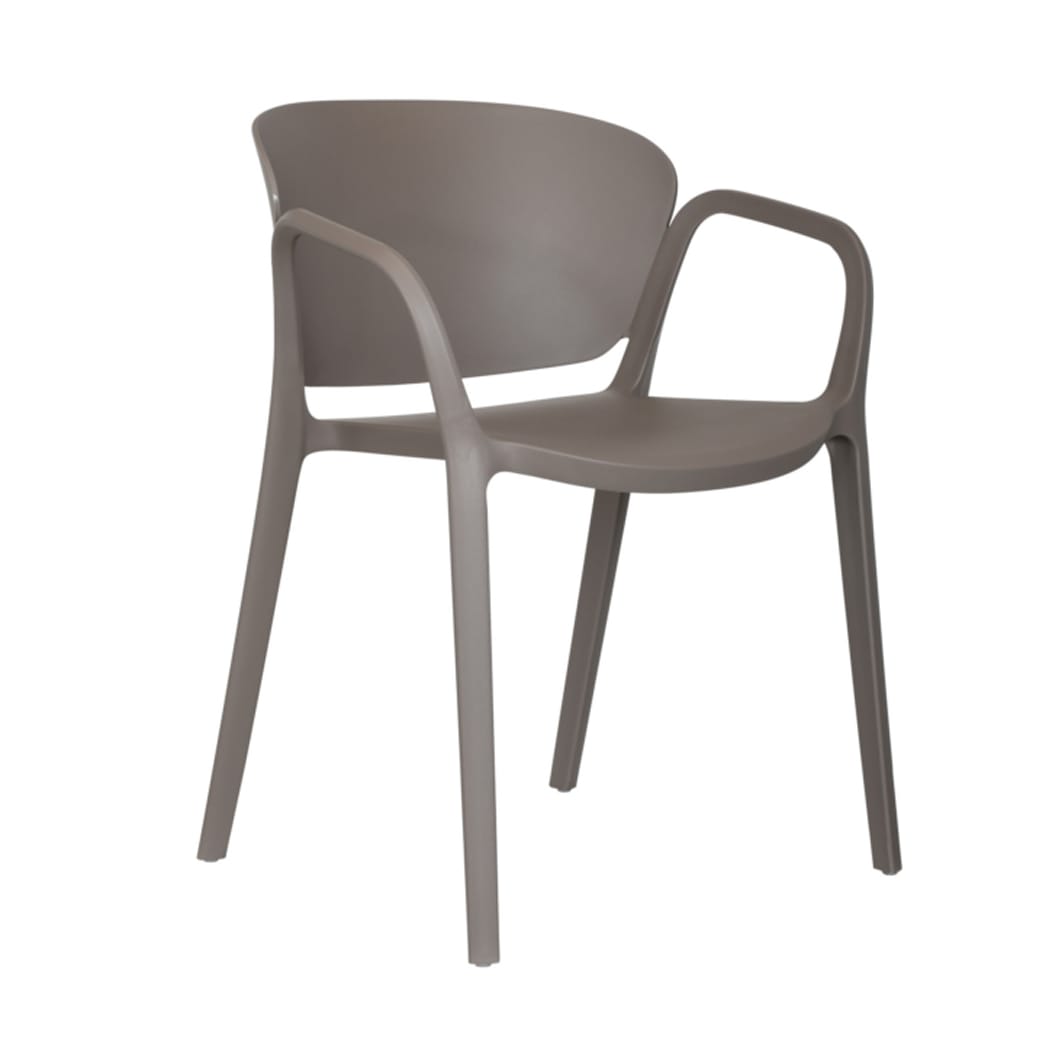 The Bent dining chair is a real eye-catcher in the dining area. Made of plastic in a range of attractive colours. Stackable for for easy storage. To protect hard floors indoors, place felt glides under the legs.