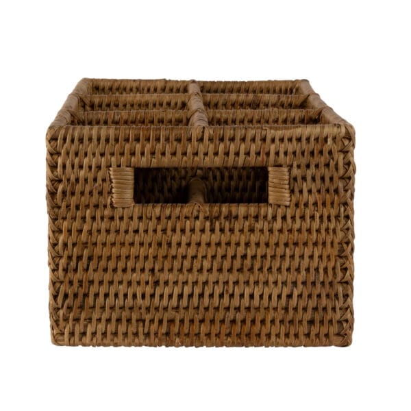 Intricate handwoven weaves and warm tones will bring an inviting aesthetic to your table. The Cluny Condiment Basket blends seamlessly with various décor styles, offering natural elegance to your dining experience. Rattan – Burmese Tide Weave. Colour, surface and size variation will occur.