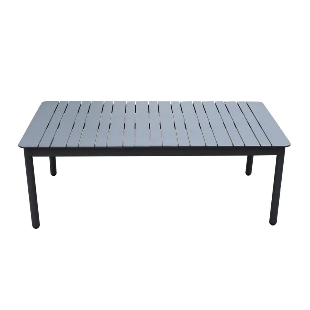 The fully outdoor Prominade set is an invitation to unwind, socialize and embrace the outdoors. This set comprises two single-seaters and a three-seater – composed of an aluminium frame, spun polyester and a weather-resistant foam cushion – as well as an aluminium coffee table that features a slatted tabletop.