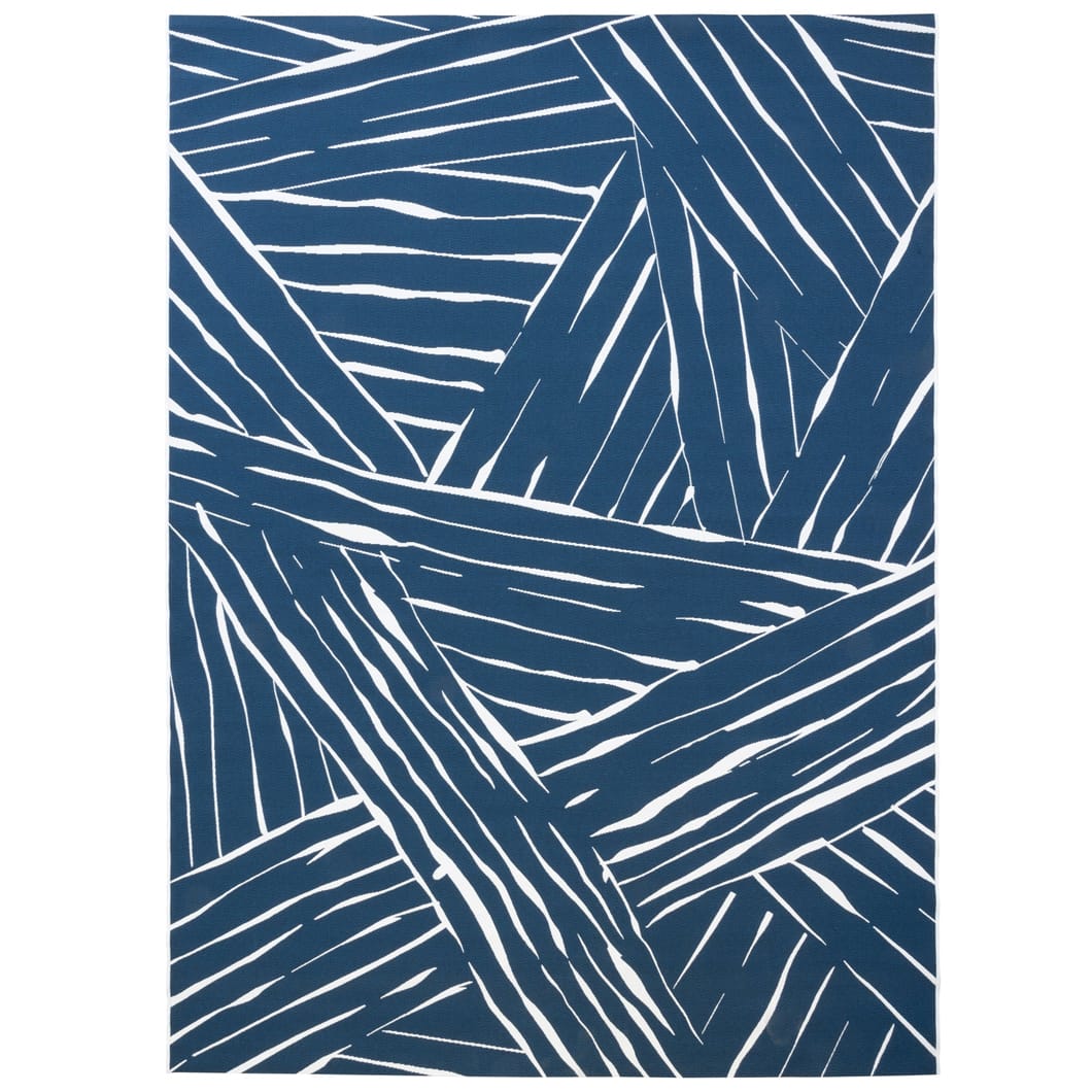 Elevate the aesthetic appeal of undercover outdoor spaces, while offering practicality for everyday use with island style patio rugs. Composed of a blend of 74% polypropylene and 26% polyester, these rugs are made to withstand the rigours of outdoor environments while providing a comfortable, inviting surface. Breezy designs will bring a laid-back feel to any outside area. Available as rectangular and round rugs.