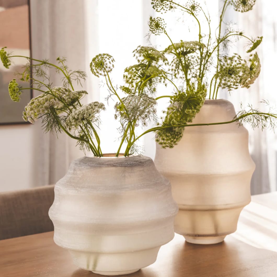 Oyster Vase in Driftwood - Image 4