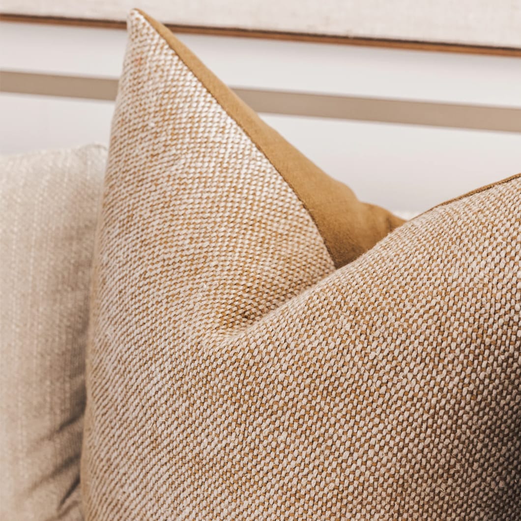 The ideal blend of countryside charm and modern elegance, Tweedish scatters feature covers made of a premium blend of linen and cotton, handwoven to mimic the texture and appearance of timeless tweed. Natural linen fibres imbue these scatters with textural richness, while a YKK metal zip adds a refined finish. Available in six tones, Tweedish scatters will bring warmth and understated luxury to various interior styles. Duck feather-duck down inner included.