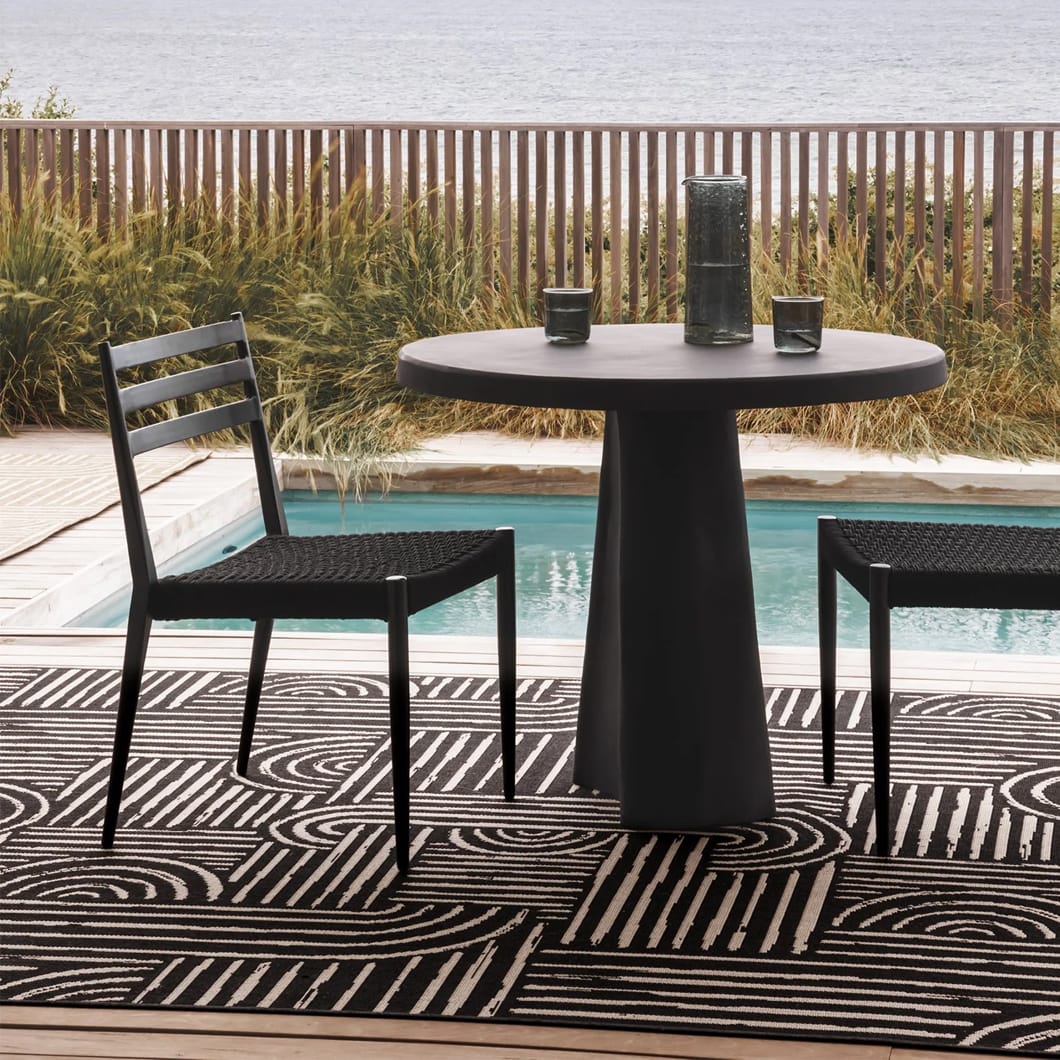 Arise Outdoor Rug in Eclipse - Image 4