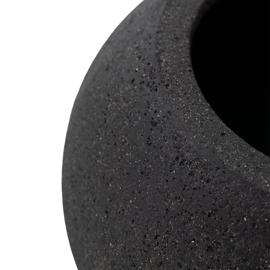 Cyclo Planter in Pepper - Image 3