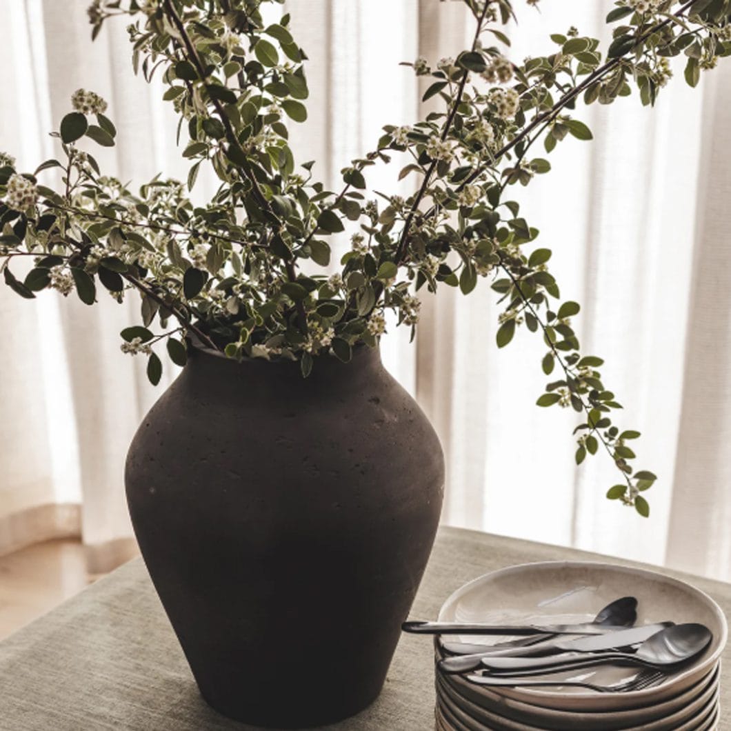 Alto Vase in Antique Brick - Image 3