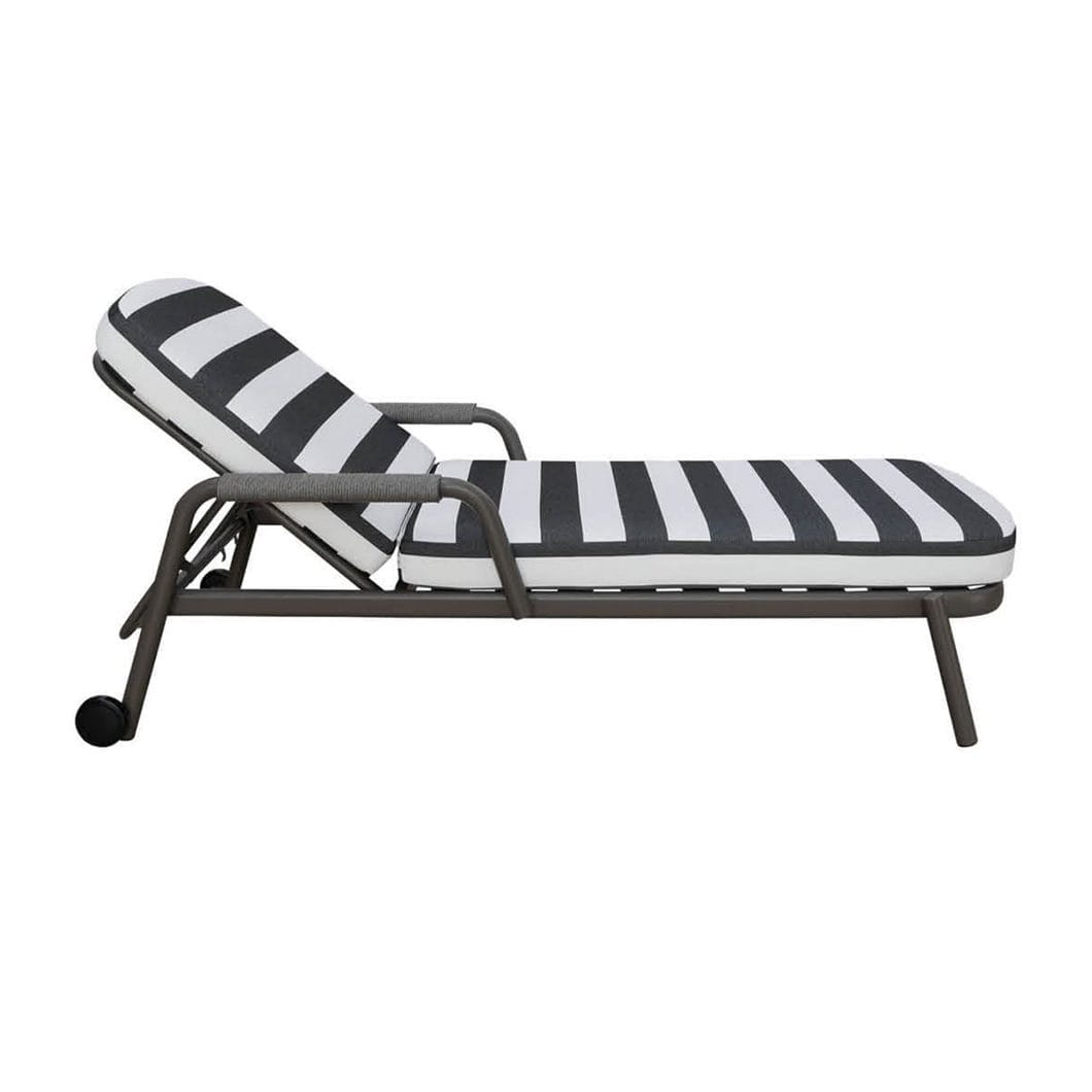 Umhlanga Lounger in Volcanic - Image 5
