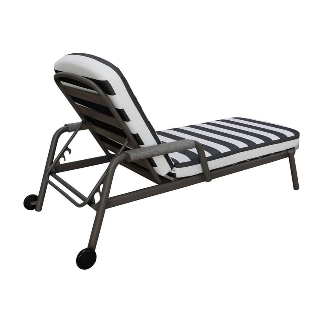 Umhlanga Lounger in Volcanic - Image 9