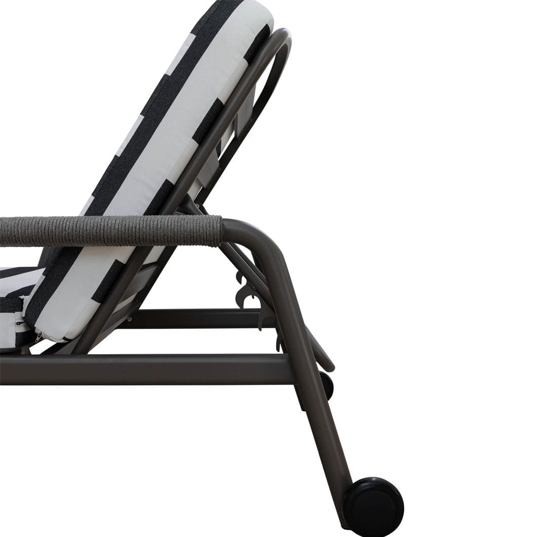 Umhlanga Lounger in Volcanic - Image 3