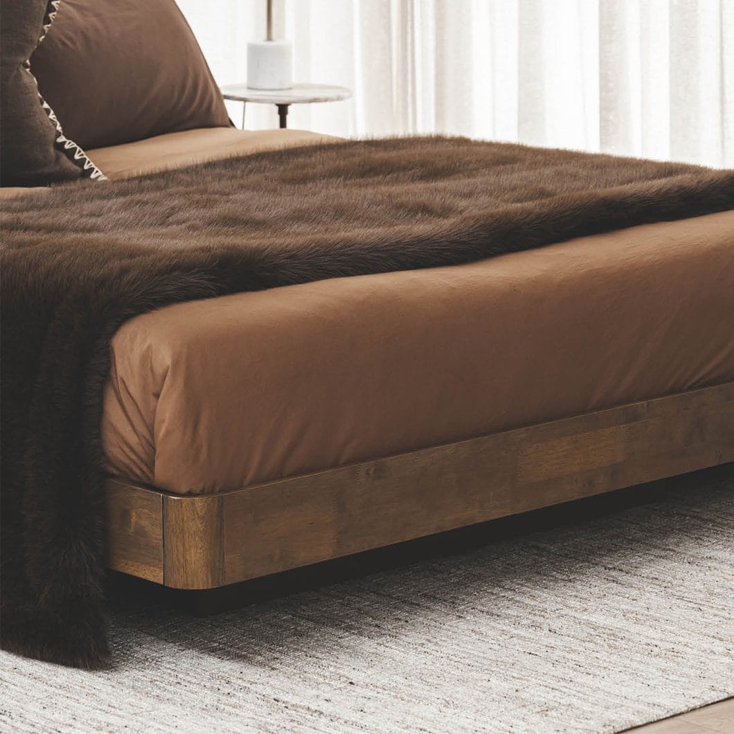 Brown Bear Fur in Chocolate - Image 3