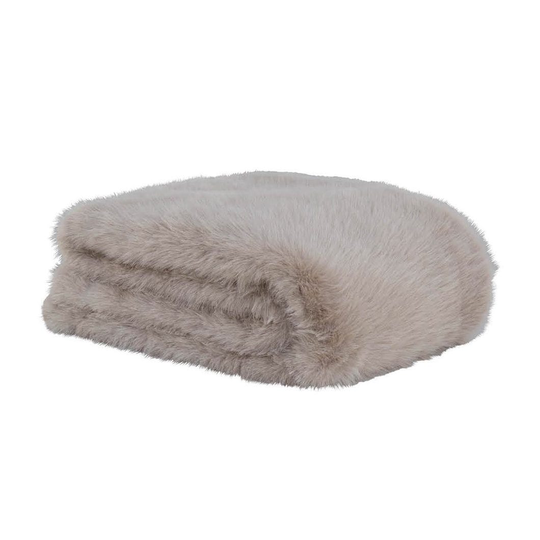 Camel Fur in Cream