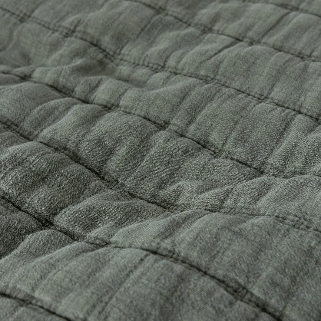 Leila Quilt in Willow - Image 3